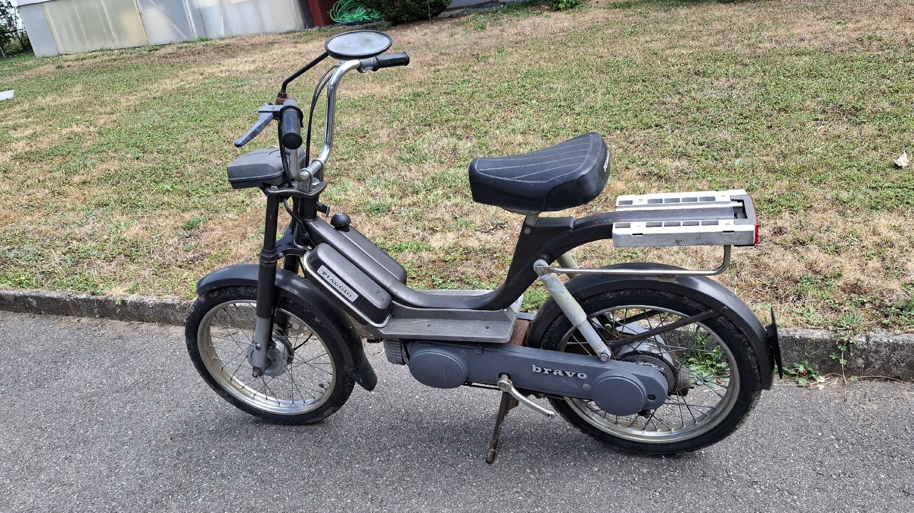 Piaggio Mofas: Piaggio Bravo ohne Ausweis – Defekt aus Künten von Rocchi71 2