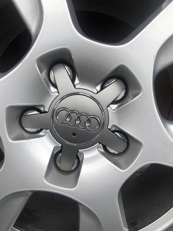 Pneus & Roues: Roues complètes Audi A4 – D'occasion à Vouvry par nun_szh8