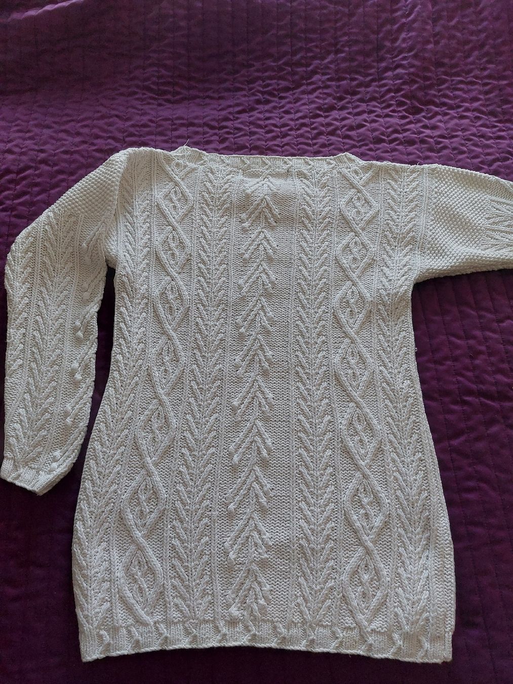 Pullover & Sweatshirts: Schönes weisses Strickpullover, Zopfmuster, Grösse S – Gebraucht aus Thun von Alexanna 2