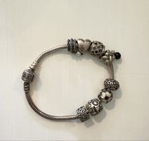 Pandora Armband komplett mit 8 Charms, Silber