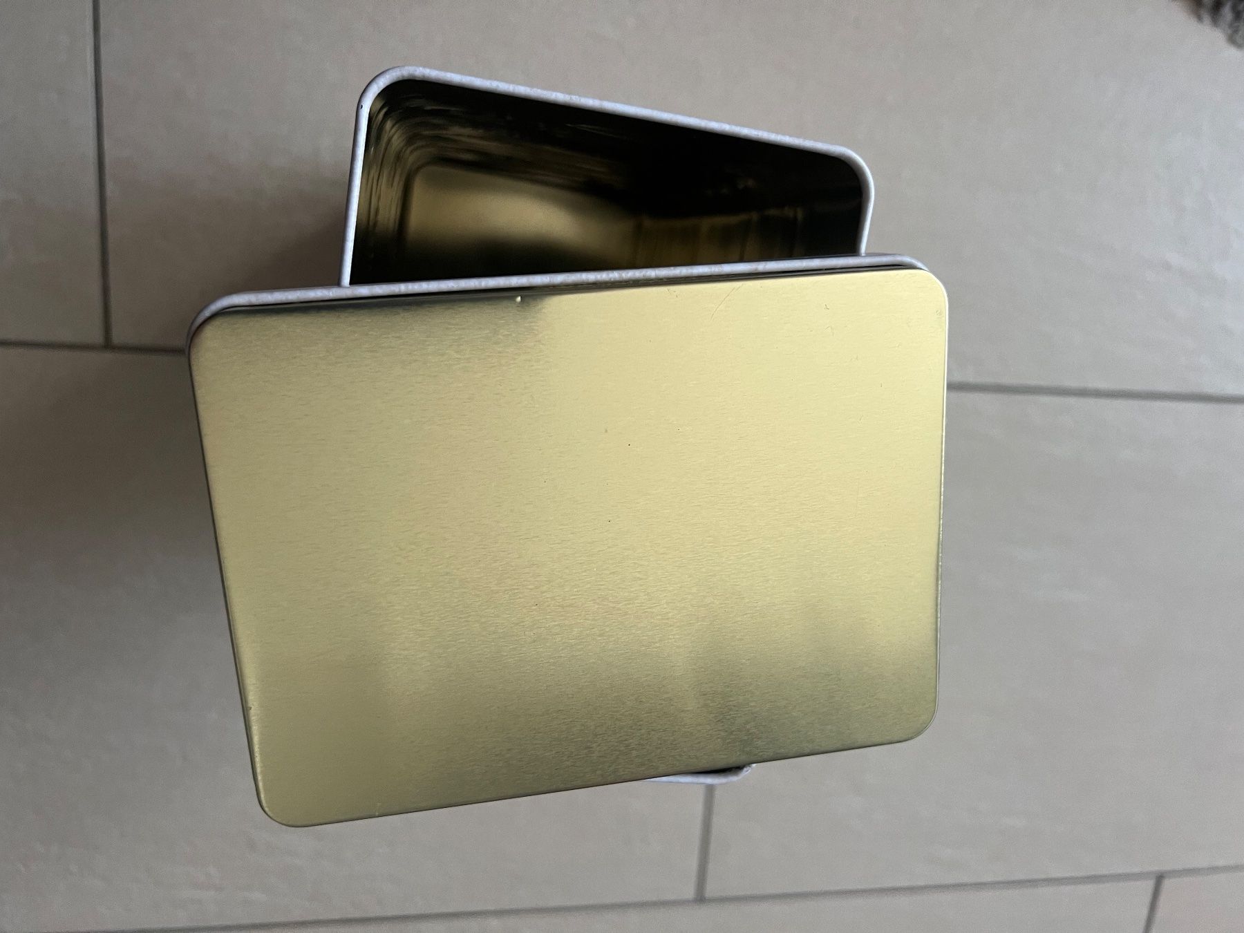 Altro in Decorazioni & Accessori: Metal Dose von Basler Läckerli – Usato da witterswil venduto da Bargo 2