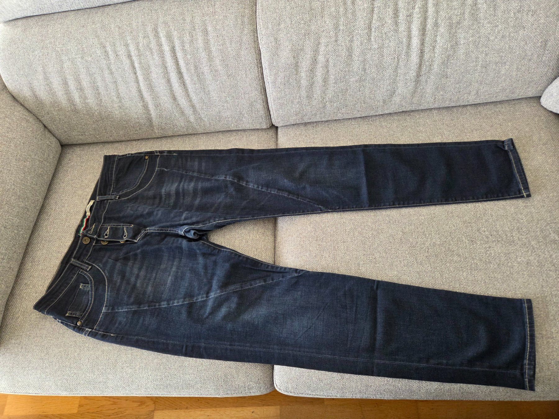Please Jeans Jeans: Jeans Please L blue – Usato da Villars-sur-Glane venduto da Bolinot