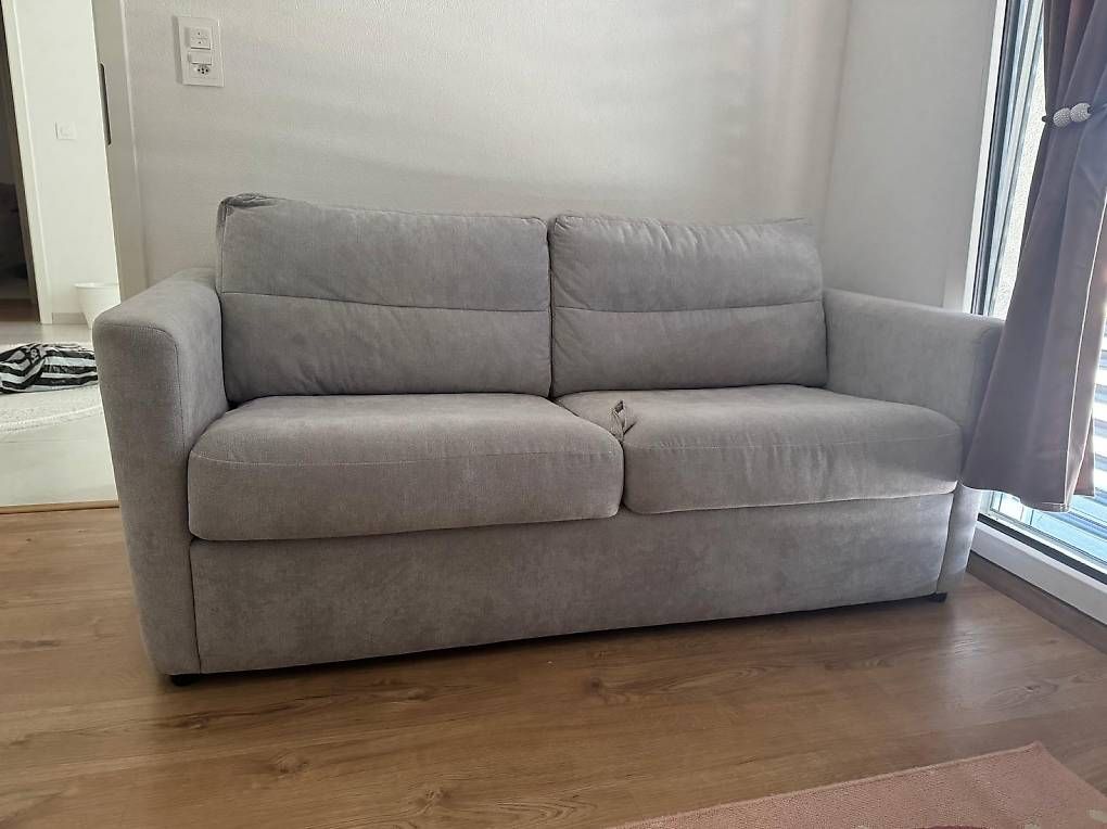 Sofas: Canapé -lit – Gebraucht aus Prez-vers-siviriez von OPN 2