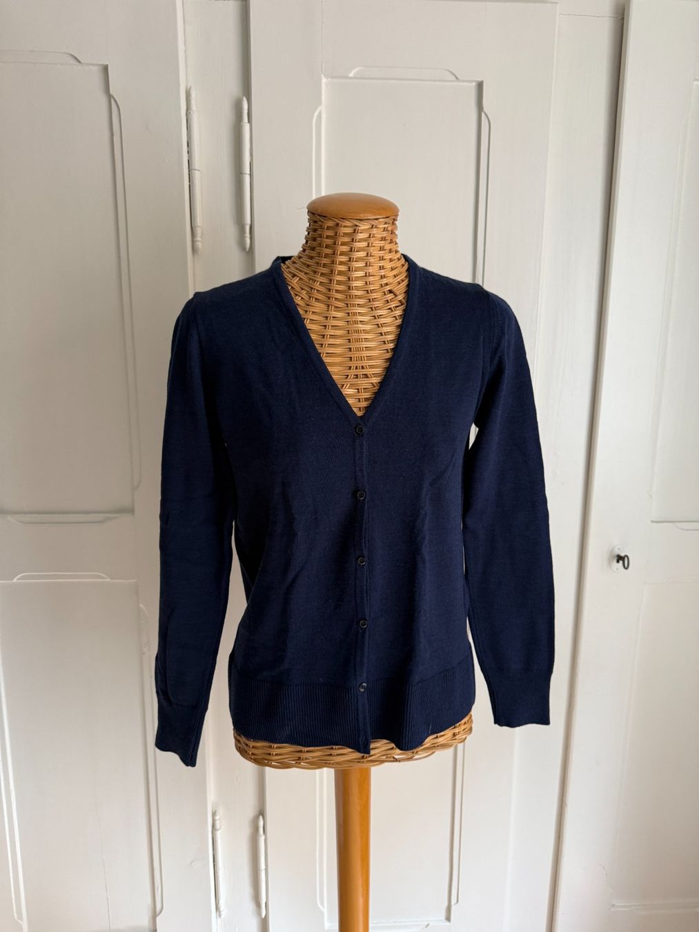 Giacche: C.C.FIFTY-FIVE - Cardigan Strickjacke dunkelblau S – Usato da Zürich venduto da Diazaio