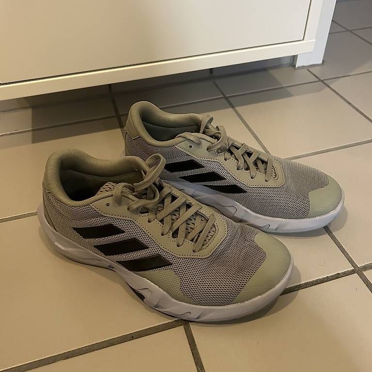 Scarpe da uomo: Adidas Sportschuhe – Usato da Zürich venduto da xolukasxo