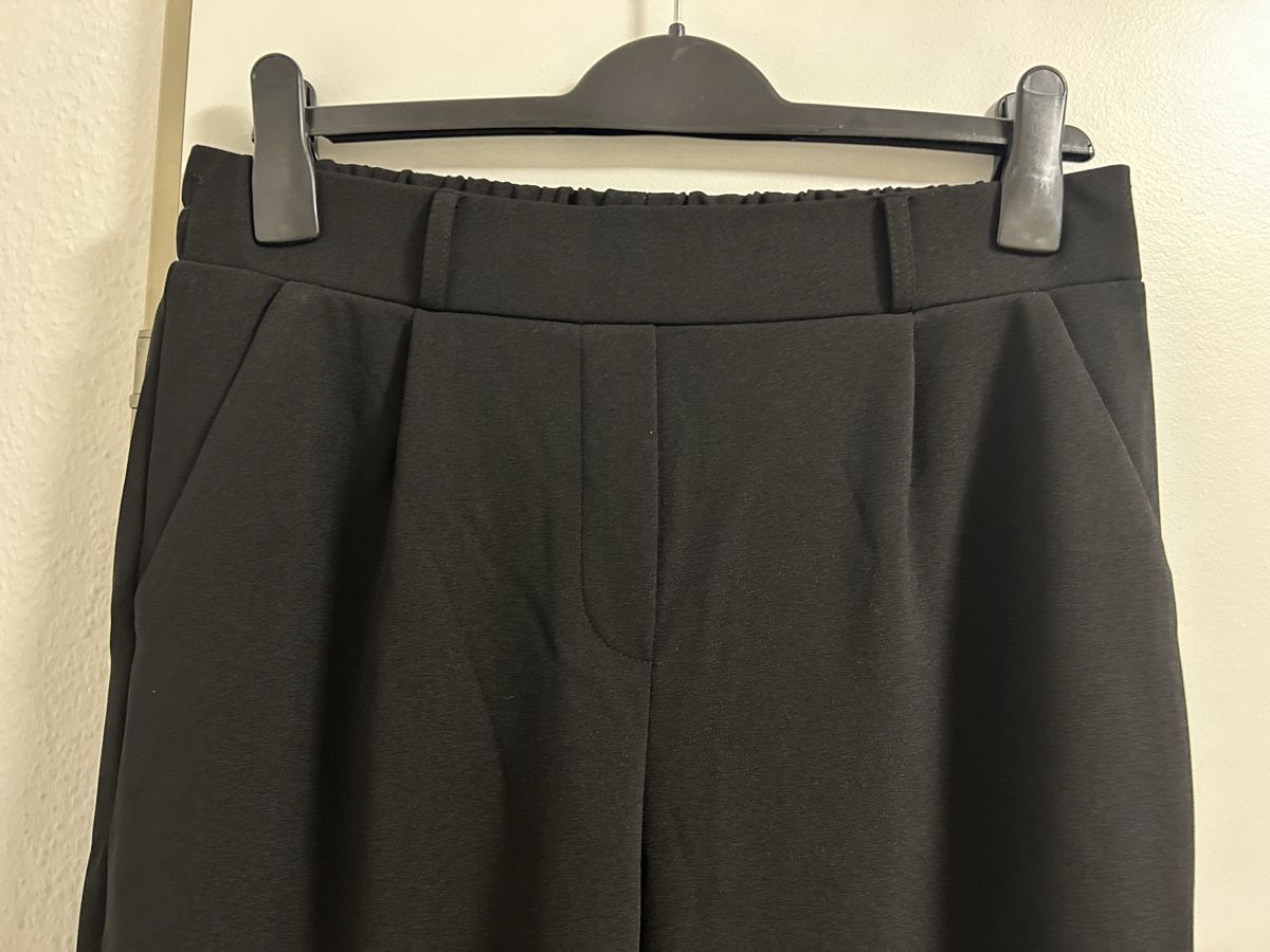 Pantaloni: Hose – Nuovo (secondo la descrizione) da Richterswil venduto da solisoli5 1