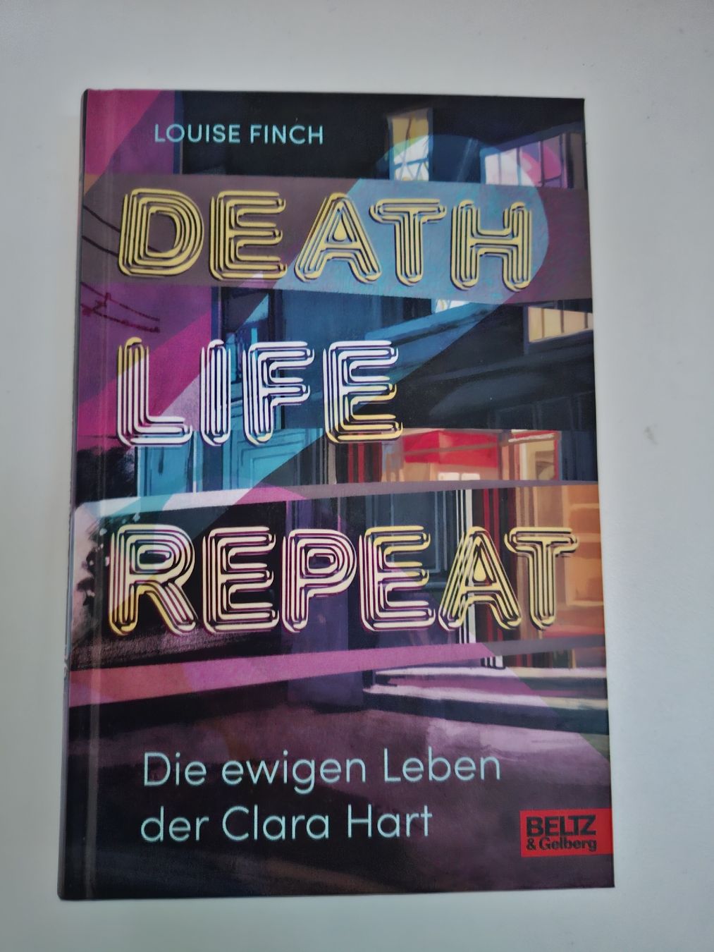 Libri: Death Life Repeat - Die ewigen Leben der Clara Hart – Nuovo (secondo la descrizione) da St. Ursen venduto da ann_jsw9
