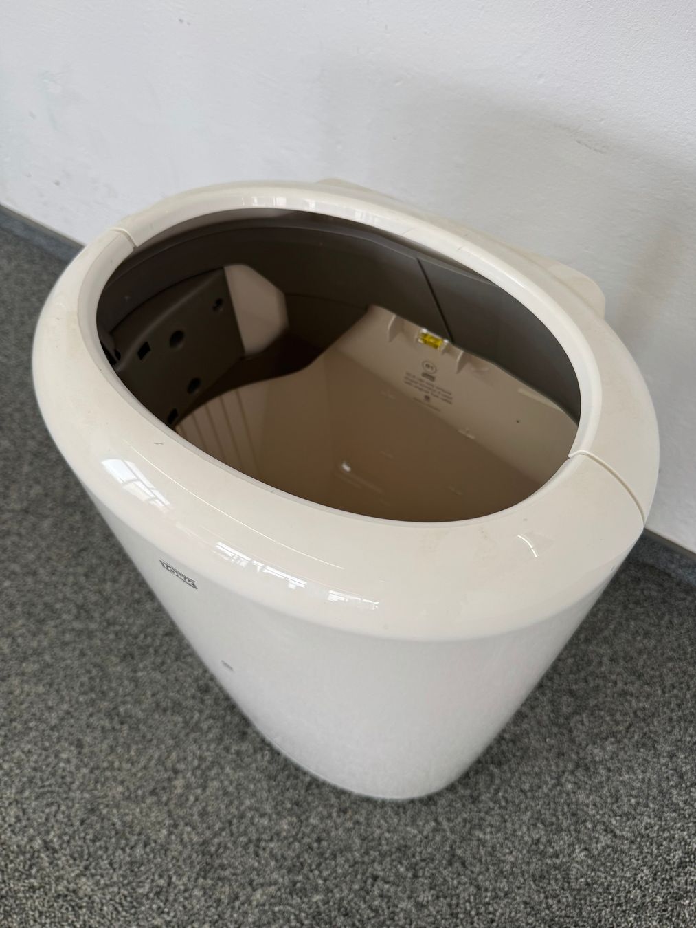 Set di tavolo e panche: Tork B1 Papierkorb – Usato da Schönenwerd venduto da mcofficeshop 2