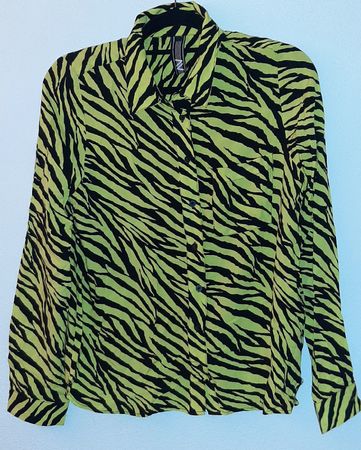 Grüne Bluse mit Zebra-Muster, Grösse L , Top Zustand!