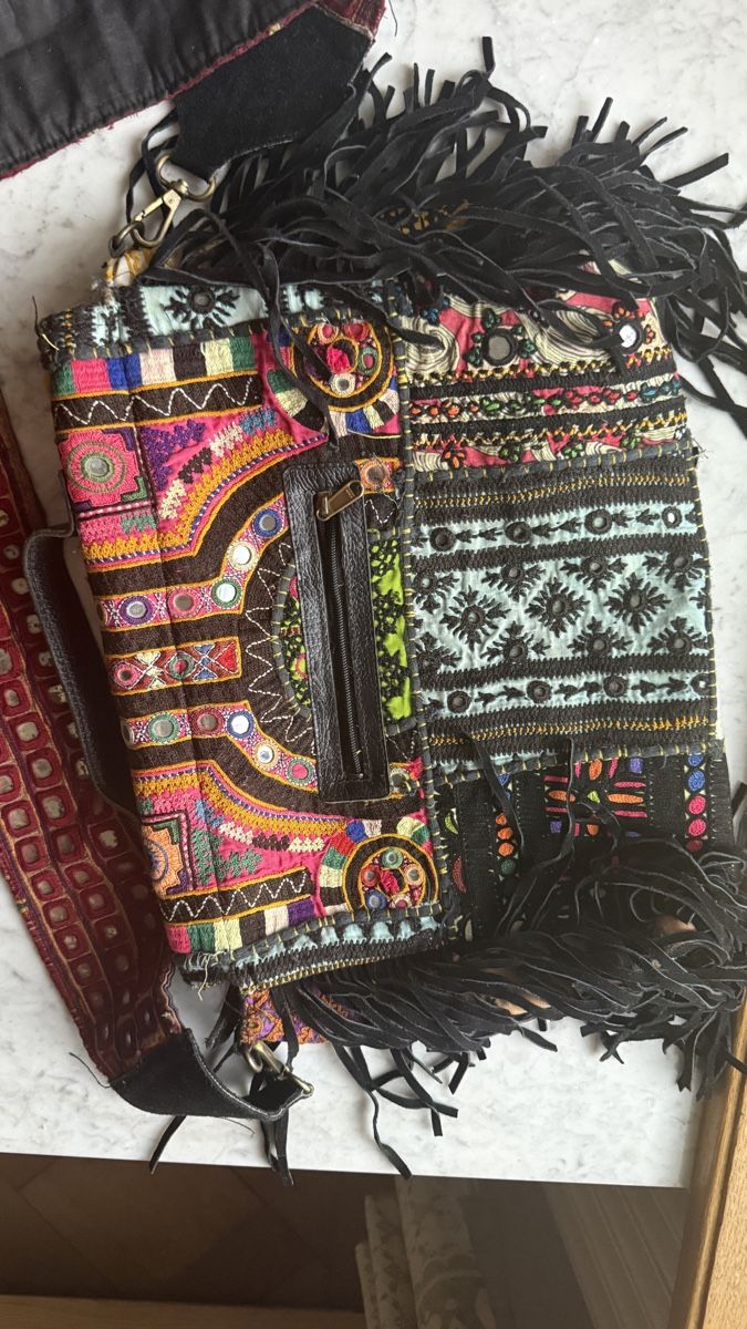 Borse da donna: Boho Tasche Fransen original aus Indien – Usato da Zürich venduto da NorinaAurora 1