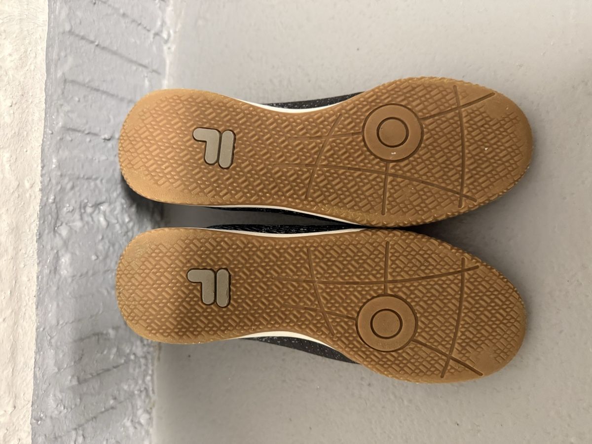 Fila Chaussures garçon: Fila Hallenschuhe 39 – D'occasion à Zürich par juanjoch 2