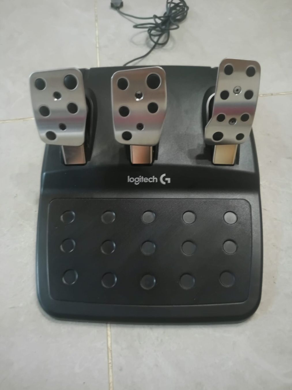 Spiele: Volante e pedaliera Logitech g29 – Gebraucht aus Monteggio von van_2cdv 2
