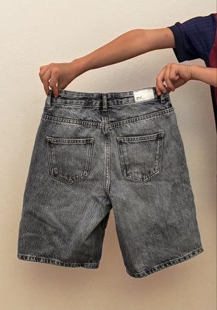 Jeansshorts ONLY grau Grösse 36 guter Zustand