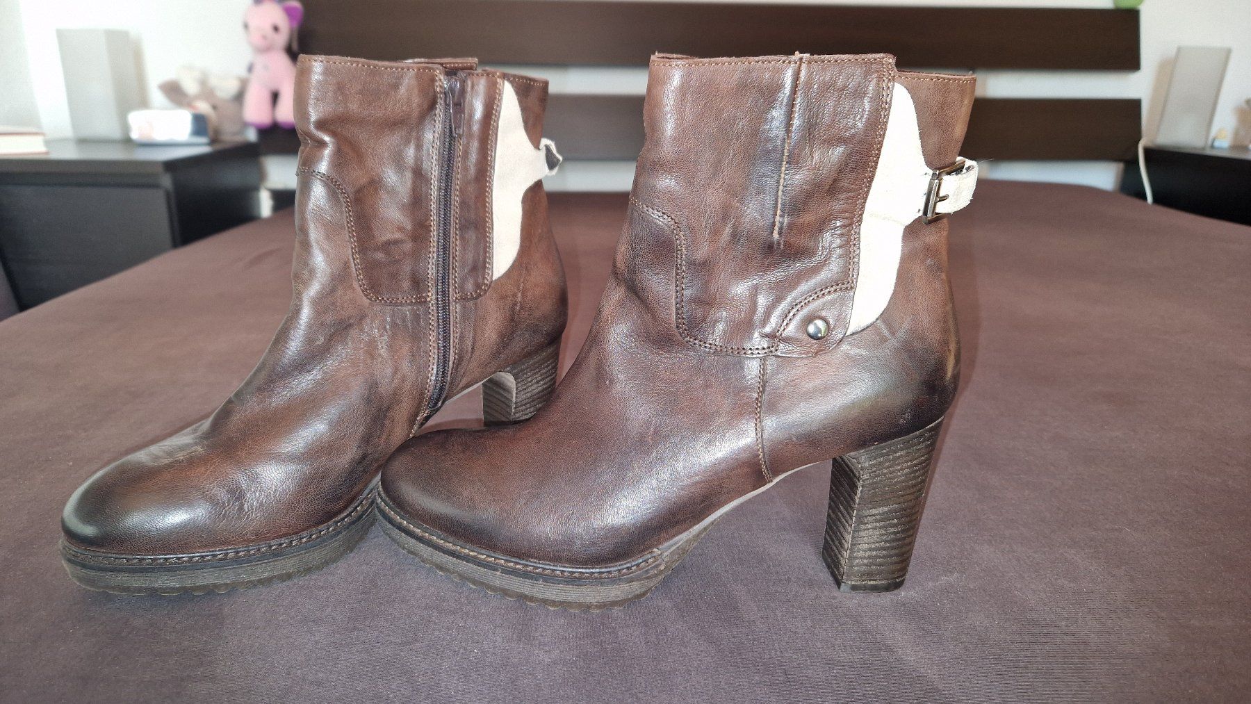 Scarpe da donna: Stiefeletten, Gr. 40, braun – Nuovo (secondo la descrizione) da Laax GR venduto da Schoelli2 1