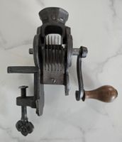 Antiker Bohnenschneider, verziert, um 1900, Sammlerstück