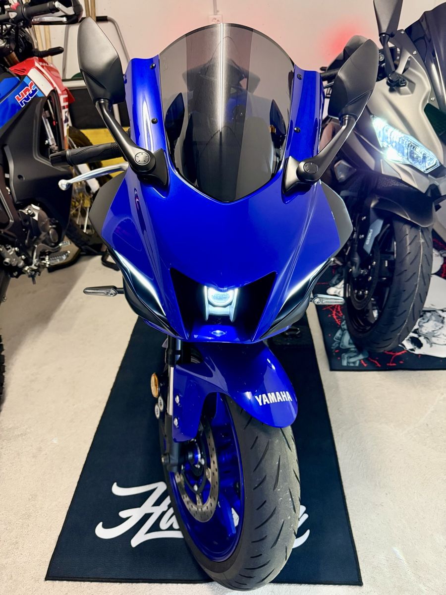 Yamaha Strada: 35kw Yamaha r7 / Icon Blue / 2000km – Usato da Laupen ZH venduto da Corvinetto