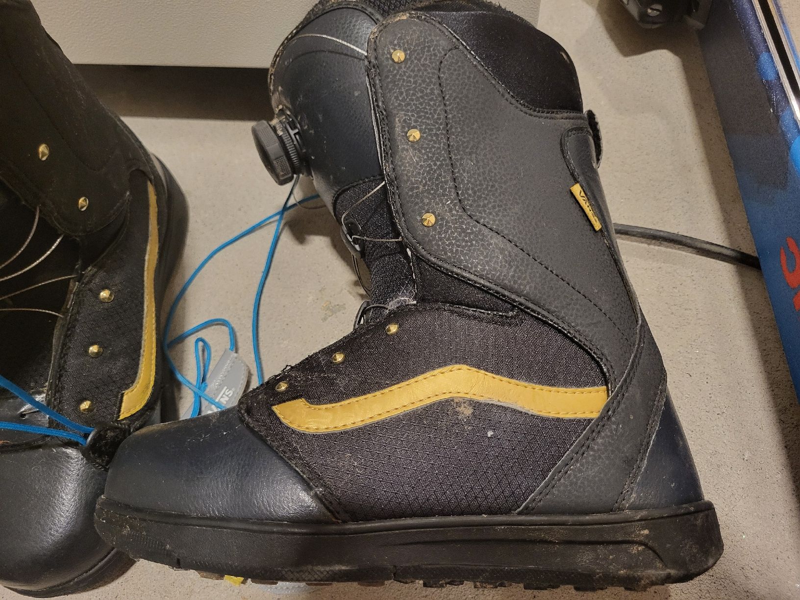 Vans Scarpe da uomo: Vans Snowboardschuhe Gr 38 – Usato da Zürich venduto da Kagu1 1