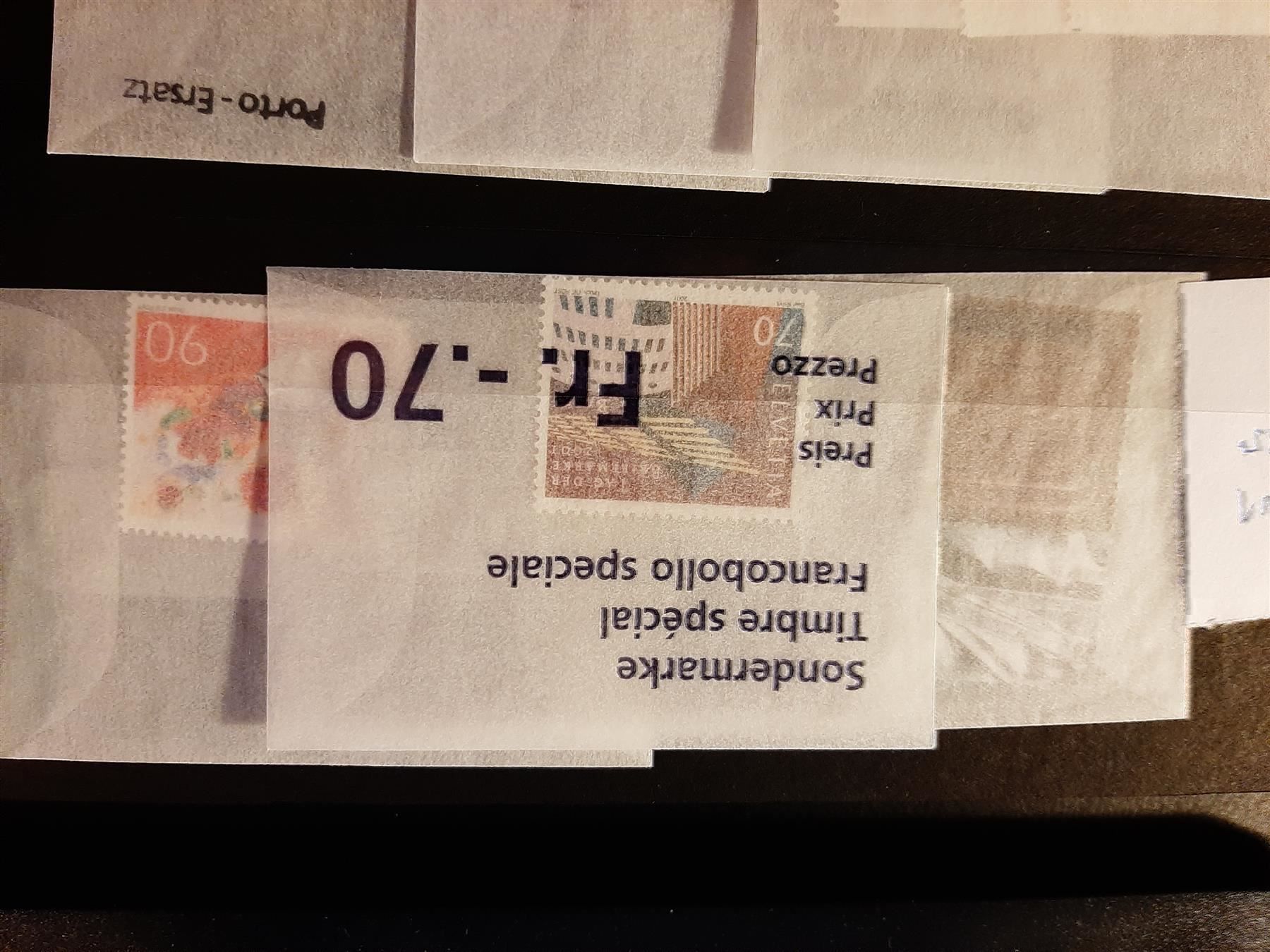 Tutti i francobolli: 2001 Diverse Briefmarken  Postfrisch – Nuovo (secondo la descrizione) da Affoltern am Albis venduto da Andrezc 2