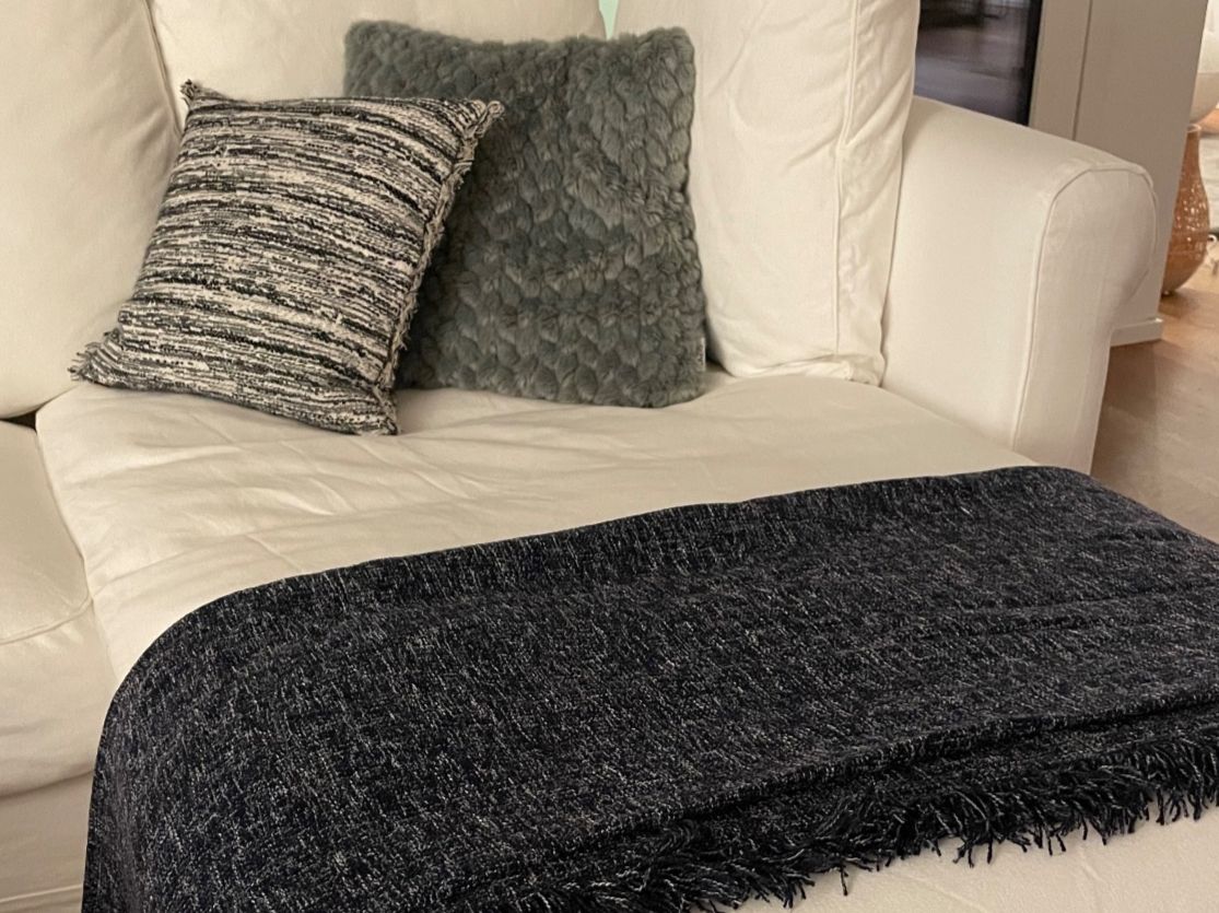 Coperte: Decke 130x170 Blau dunkel – Usato da Zürich venduto da Georgiana07