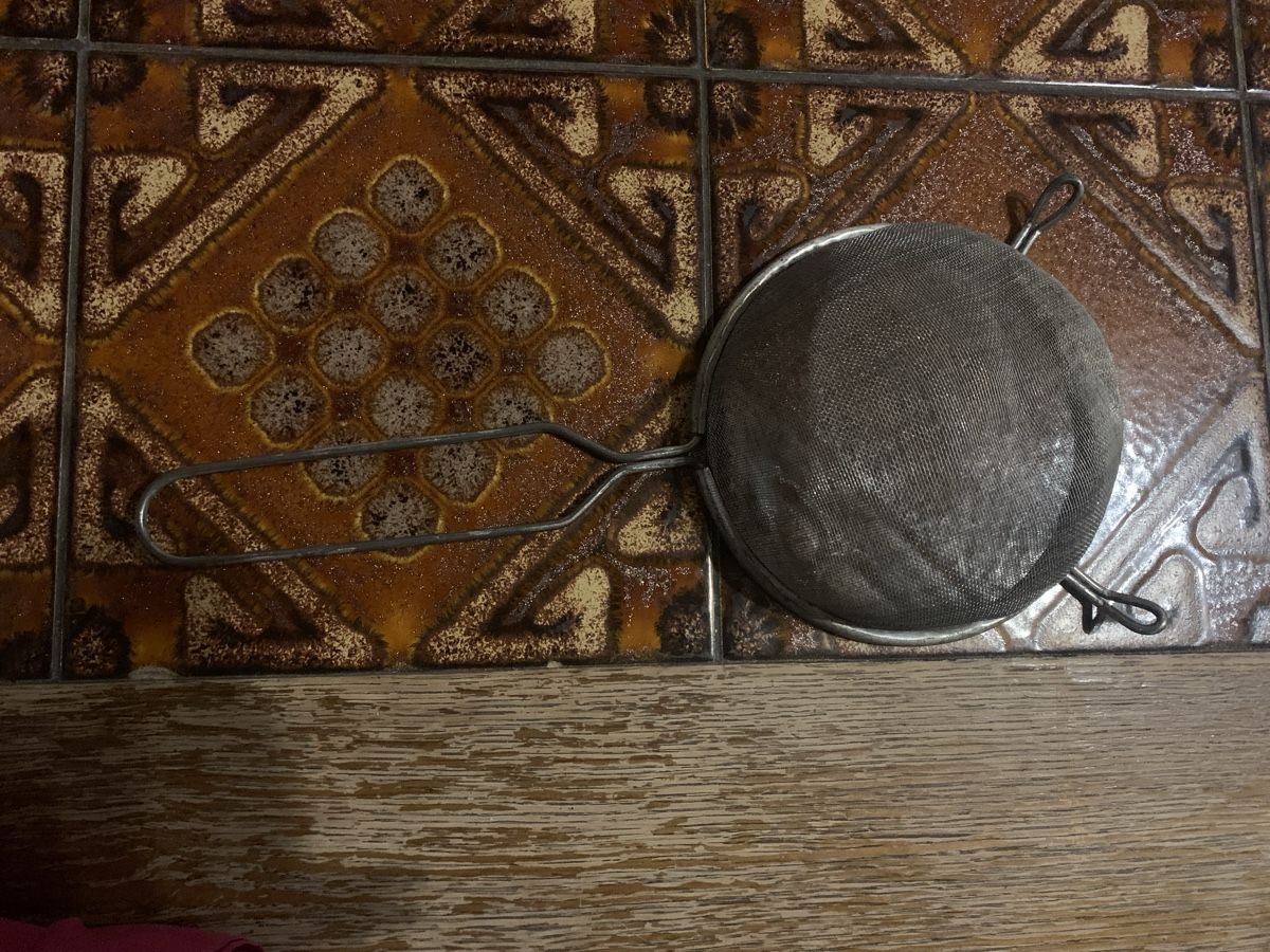 Küchengeräte: Sieb Metall rund mit Henkel  – Gebraucht aus Bärschwil von Ranron1970