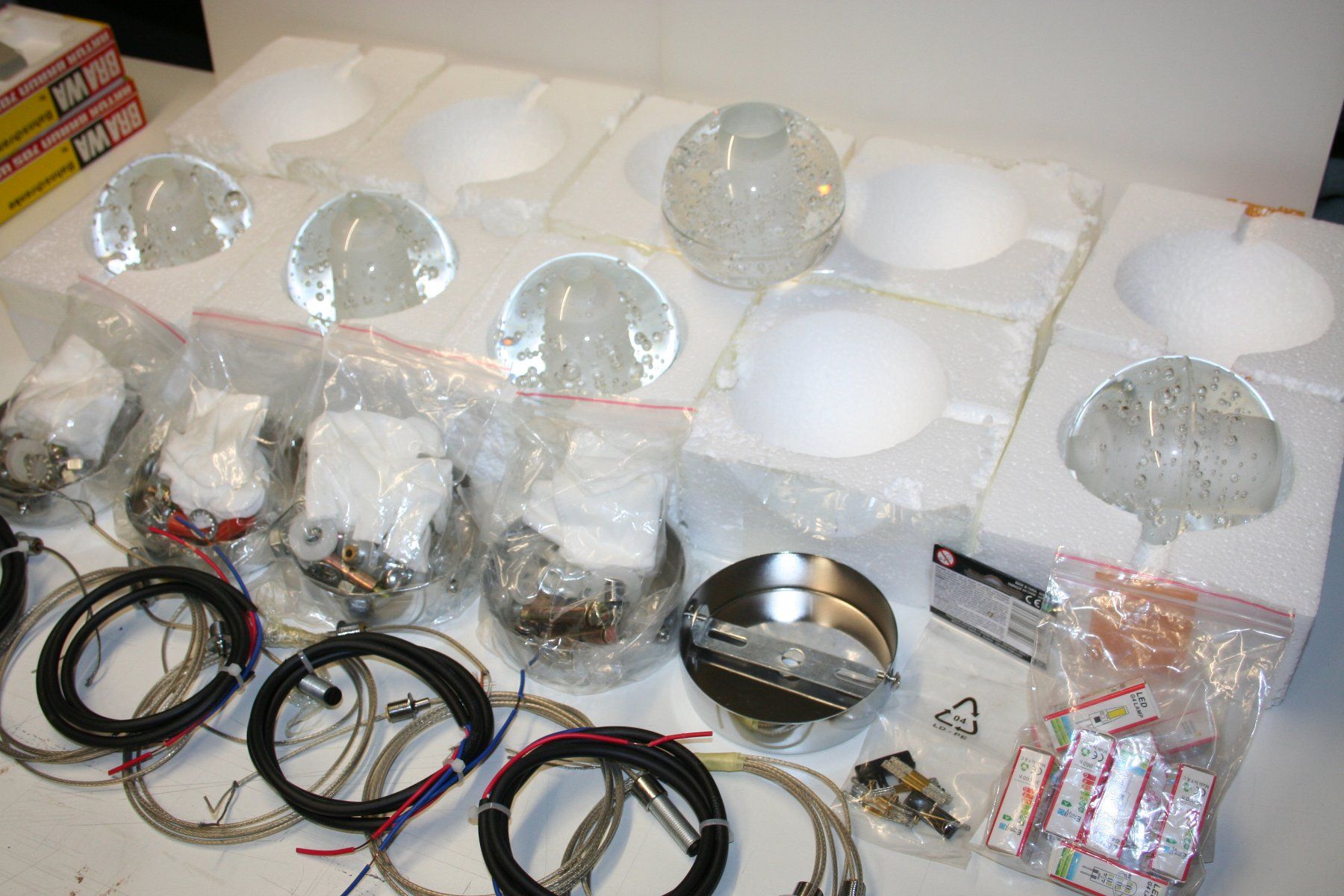 Kronleuchter & Deckenlampen: Deckenlampe 5-teiliges Set NEU – Neu (gemäss Beschreibung) aus Andwil SG von hakuesch 5
