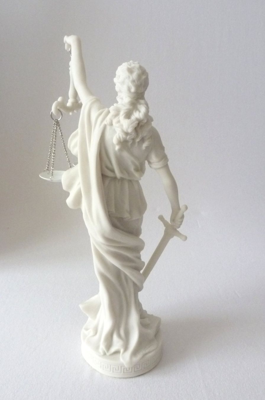 Figuren: Kunstharz-Statue - Justitia – Neu und originalverpackt aus Mauren von Yeelen 2