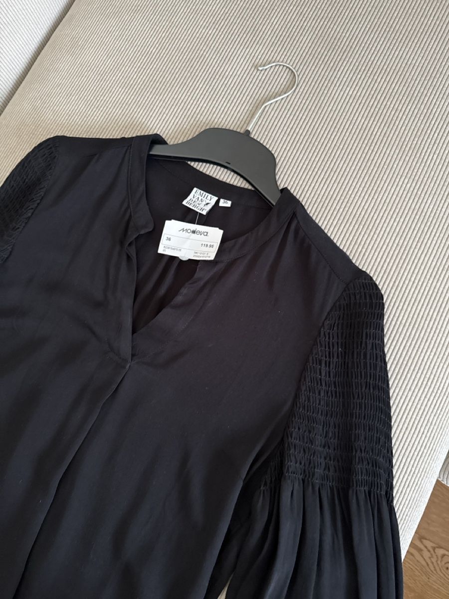 Emily van den Bergh Camicette: Schwarze Bluse Grösse 36, neuwertig – Nuovo e nell'imballaggio originale da Selzach venduto da Adatte02 2