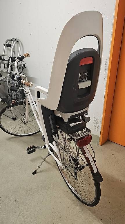 Biciclette: Damenvelo mit Korb und Hamax Kindersitz – Usato da Frauenfeld venduto da Chloepf 2
