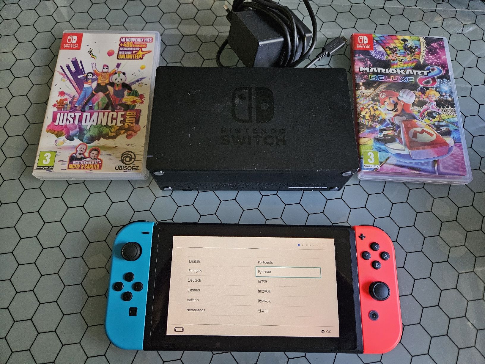Nintendo Console: Nintendo Switch avec 2 jeux – Usato da Genève venduto da Pedro67