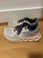 On Running Shoes 41
