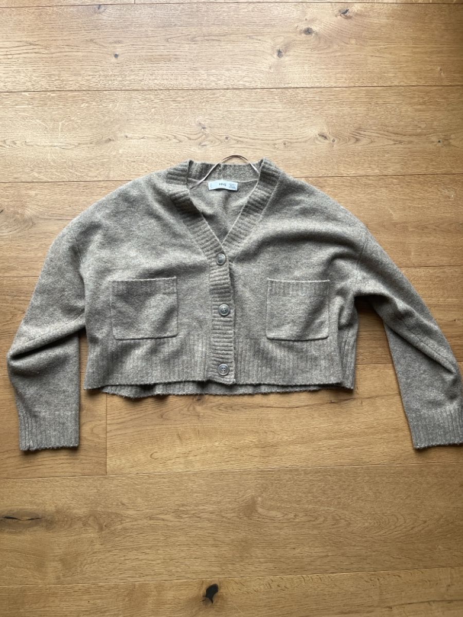 Mango Pulls & Sweat-shirts: Mango Strickjacke Cropped, Gr. XS, beige – D'occasion à Winterthur par nstau