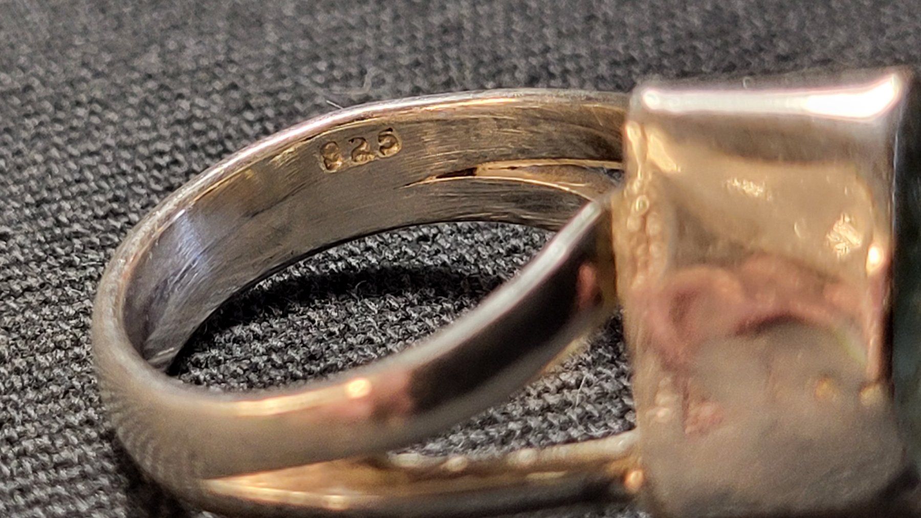 Anelli: Silber-Ring mit ungeschliffenem Stein – Usato da Basel venduto da spinne02 9