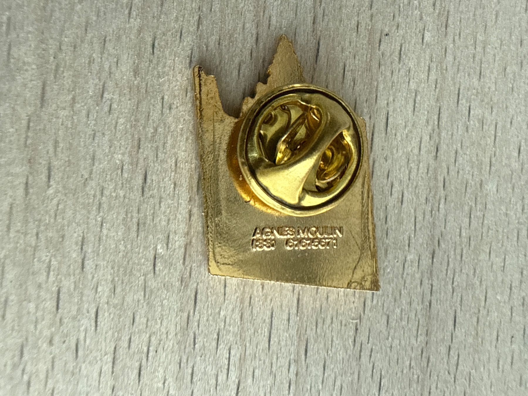 Placchette & Badge: Pin Eycheil – Usato da Glattbrugg venduto da Schweigmatt 1