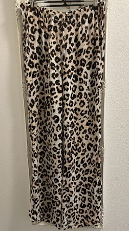 Sommerhose mit Leopardenmuster, Grösse M, NEU