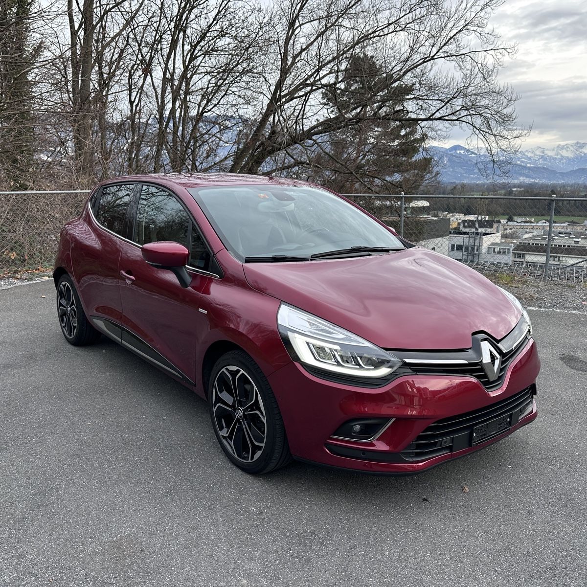 Renault Autos: Renault Clio 1.2 120 EDC Automat – Gebraucht aus Balgach von M369 7