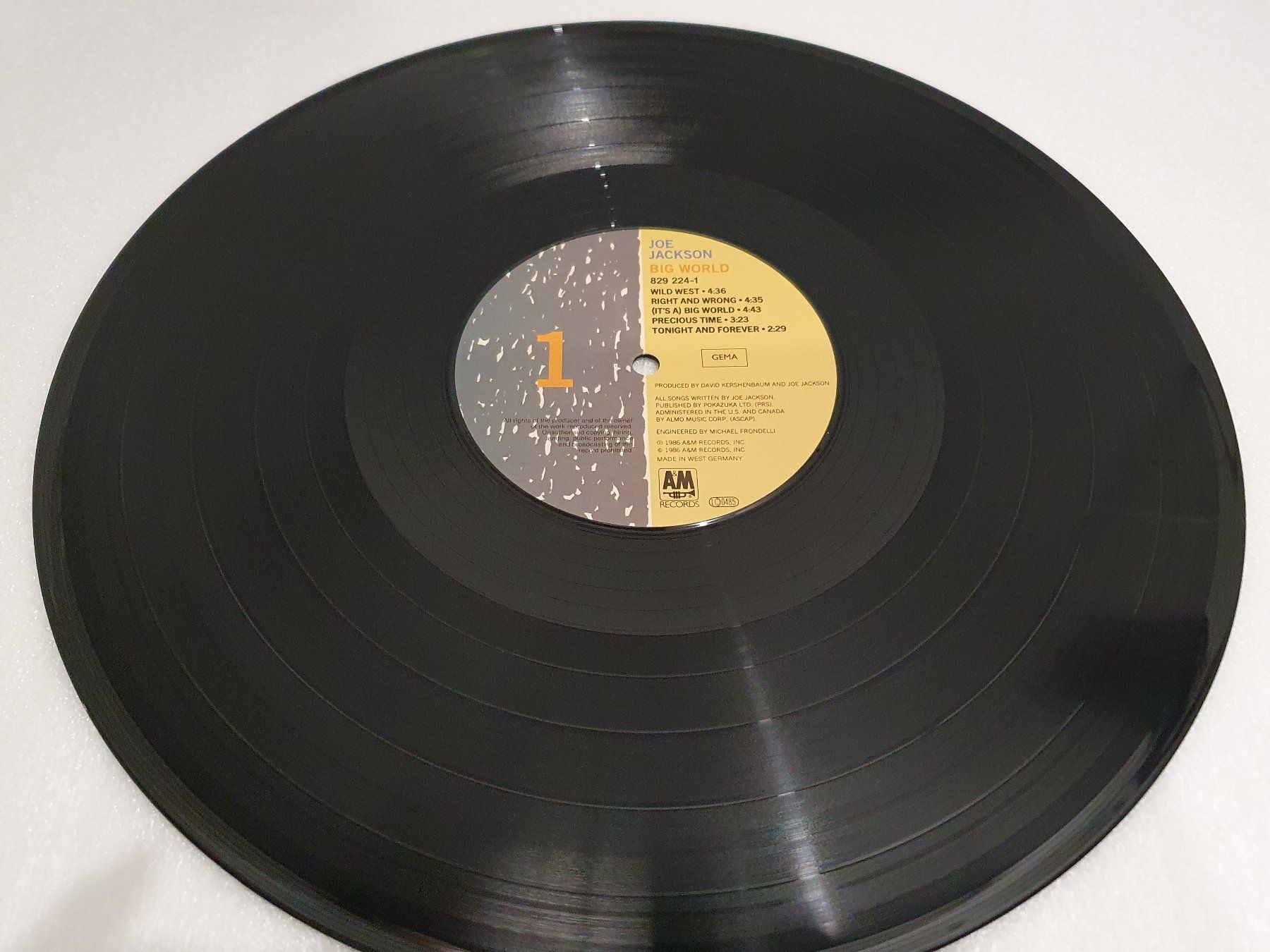 Schallplatten: Joe Jackson – Big World / 2 LP`s – Gebraucht aus Uster von Vinyl-Leidenschaft 2