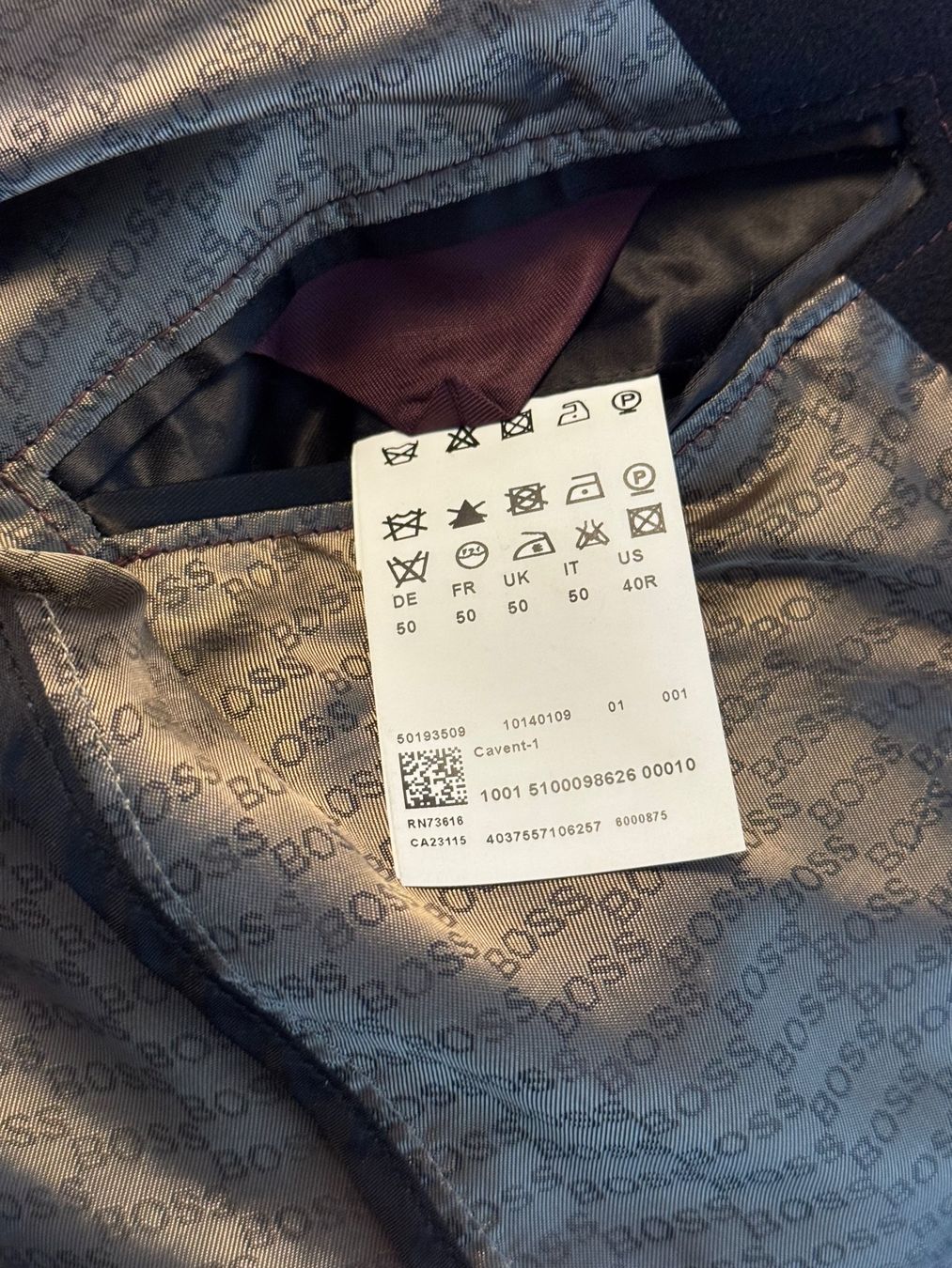 Hugo Boss Jacken: Hugo Boss Blazer mit Nieten Sakko – Gebraucht aus Kriens von saintstone 2