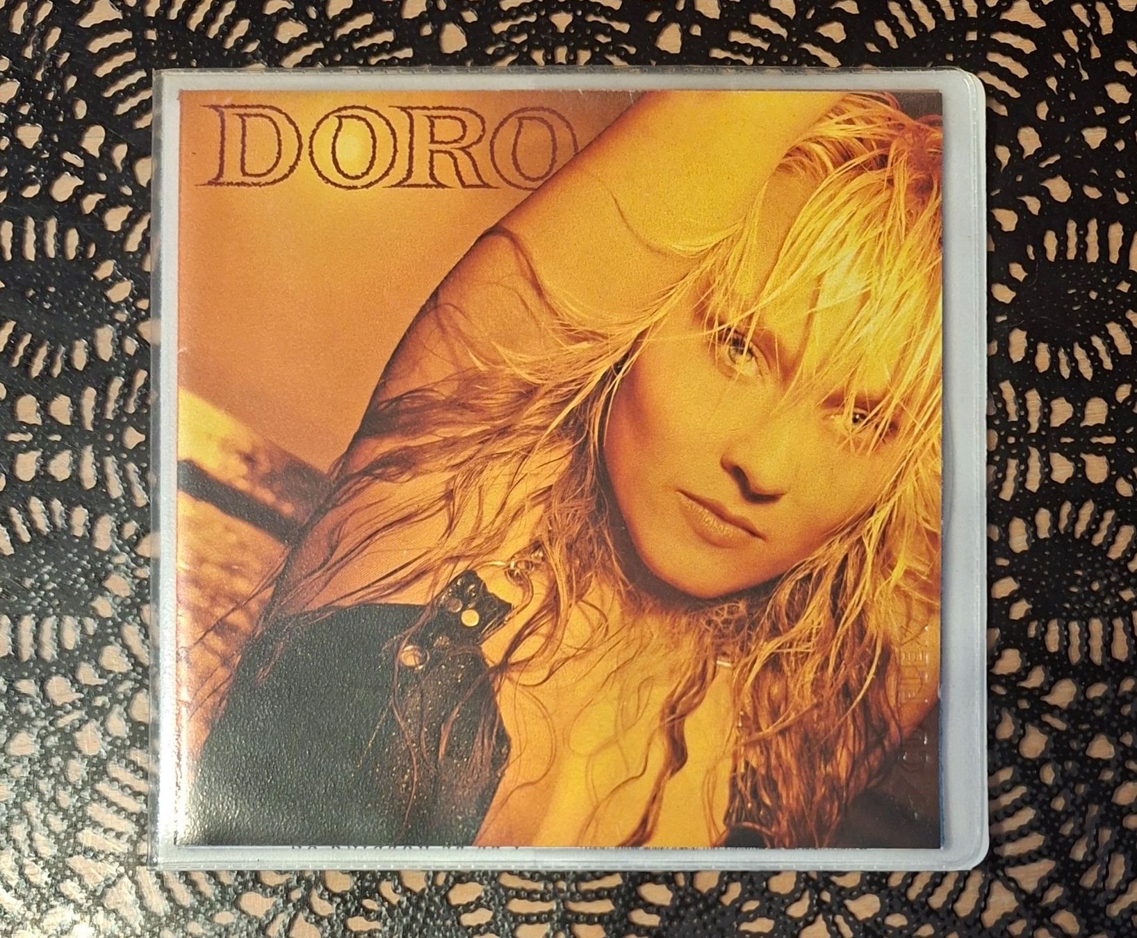 CD: Doro - Doro, DE Hard Rock CD Album 1990 – Usato da Amriswil venduto da Celini3