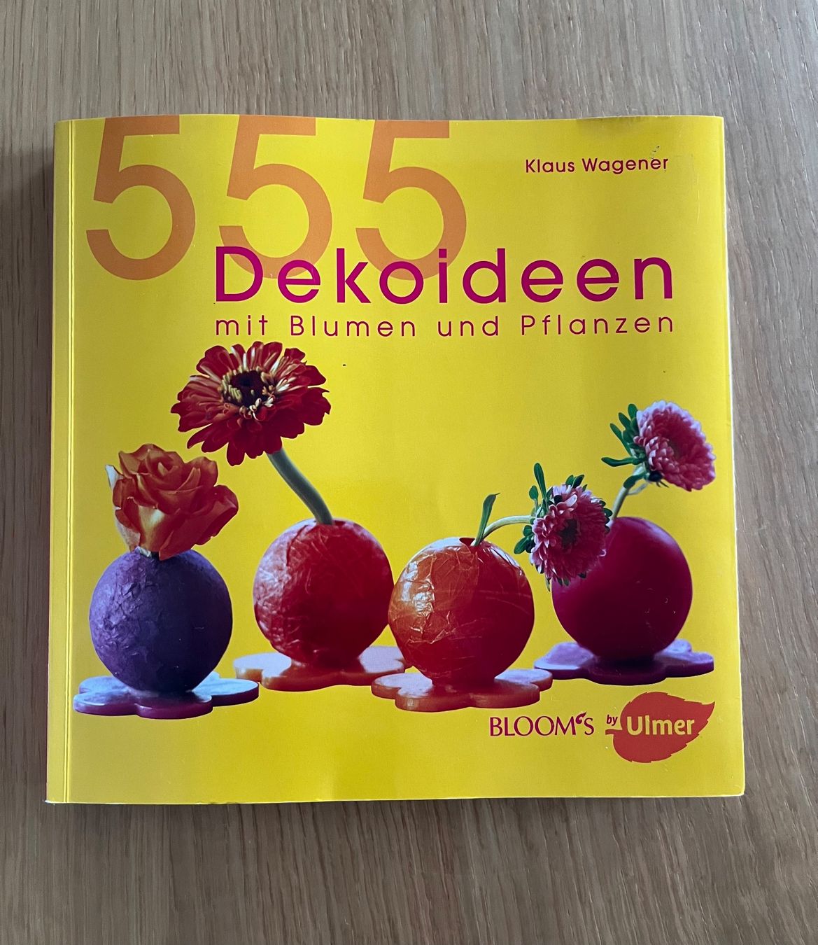 Libri: 555 Dekoideen mit Blumen & Pflanzen – Usato da Eschlikon TG venduto da u_b_l8zm