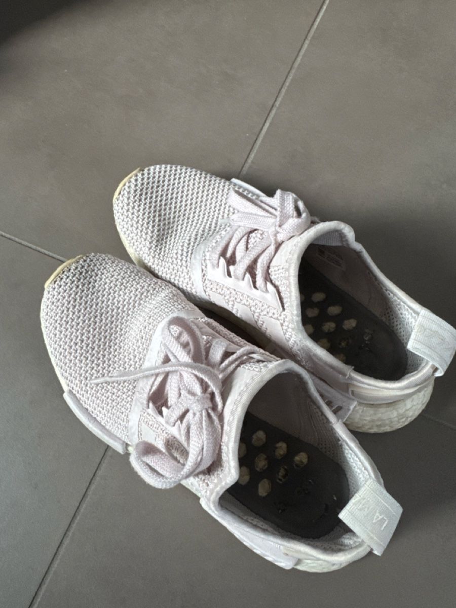 Scarpe da donna: Adidas Sneaker, Damen Grösse 37 1/3 – Usato da Ettingen venduto da gaggalari