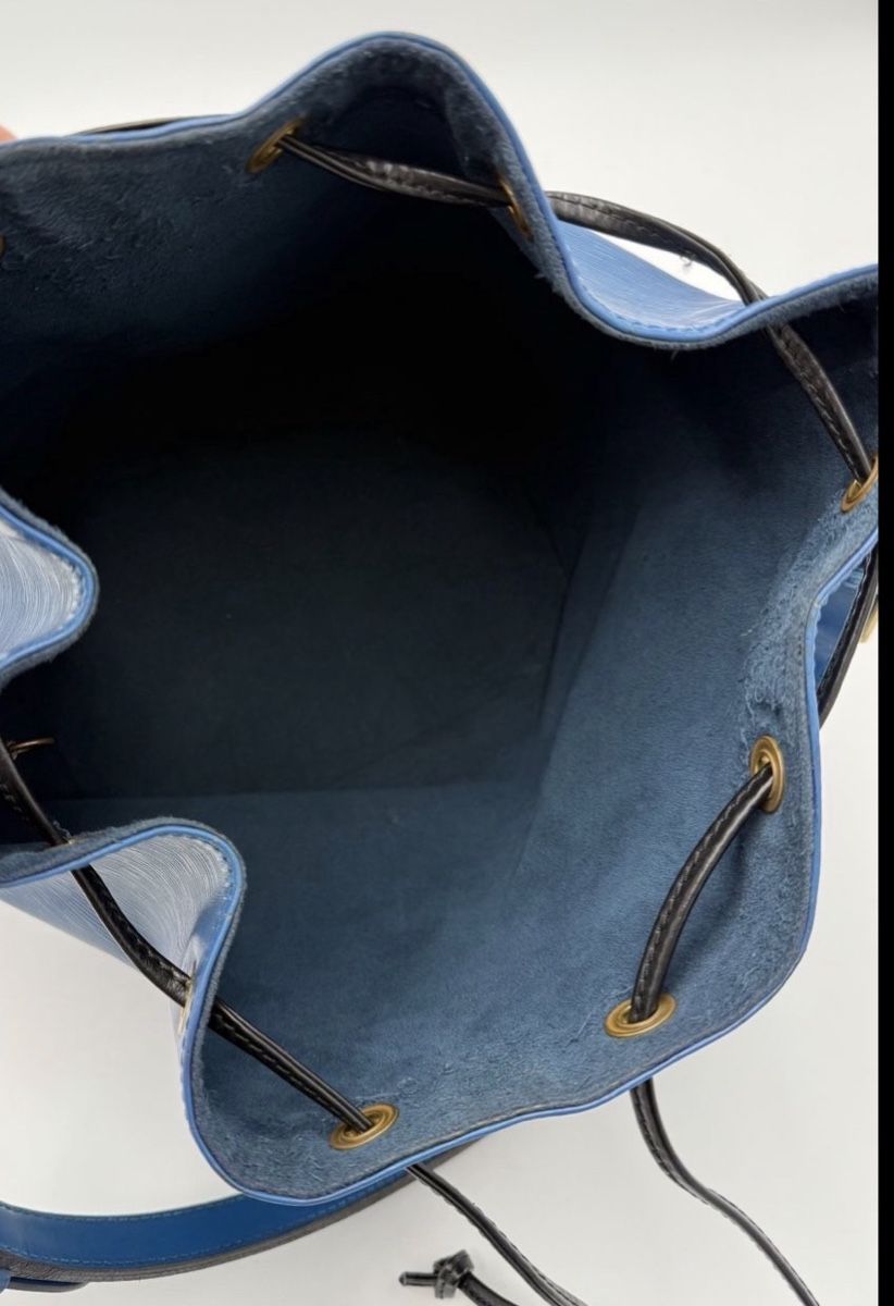 Louis Vuitton Borse da donna: Louis Vuitton Petit Noe Epi blu – Usato da Pollegio venduto da eli_8bm2 4