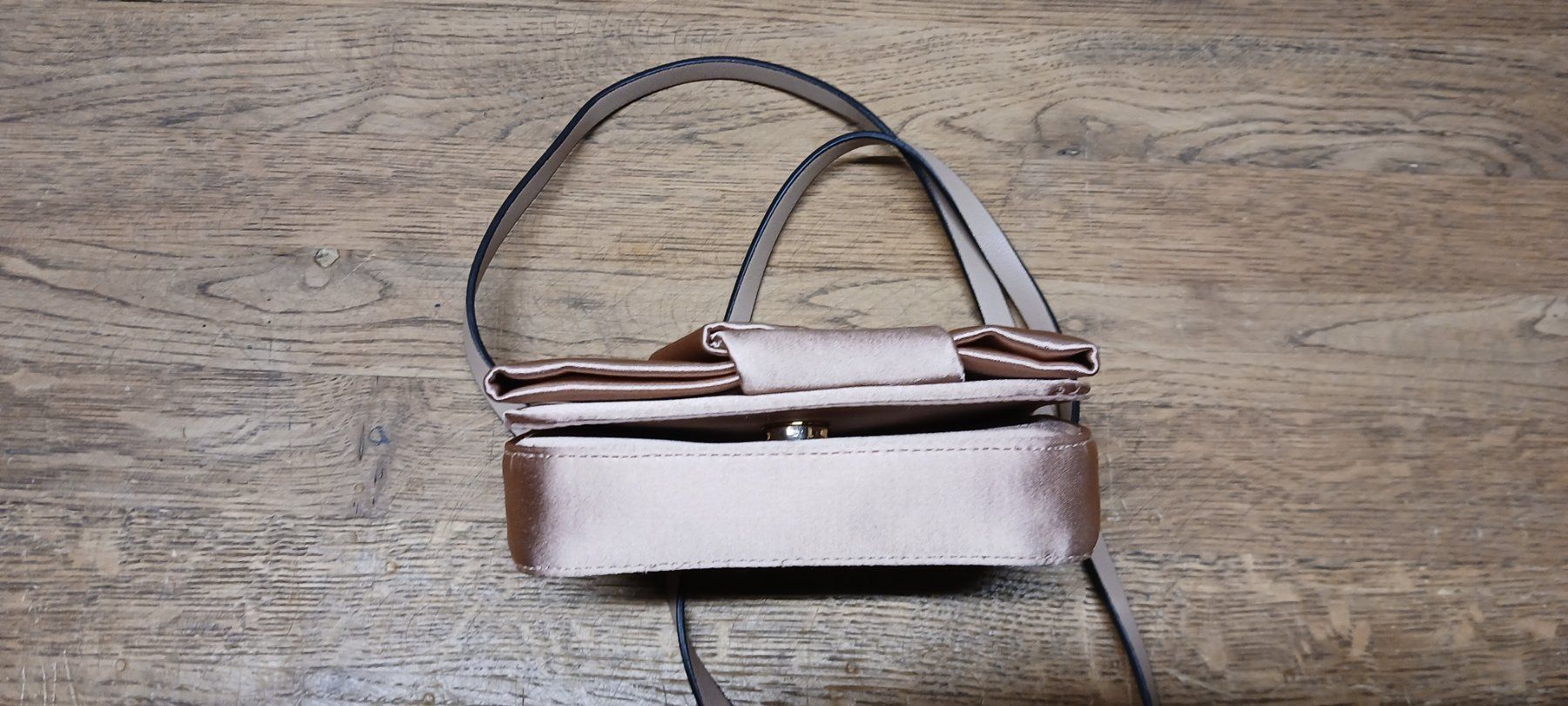 H&M Taschen für Damen: Handtasche von H&M Lachsfarben – Neu (gemäss Beschreibung) aus Schinznach-Bad von Chico_Bo 2