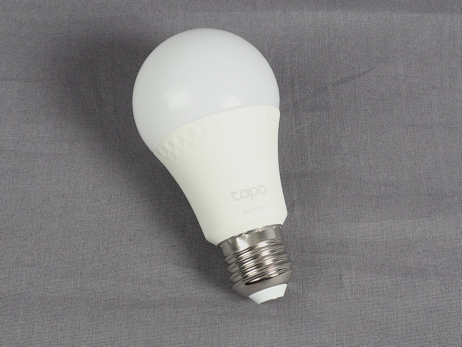 Lampen: SMARTWi-Fi Light Bulb, Multicolor – Neu und originalverpackt aus Steinen von Restwert_Steinen 1