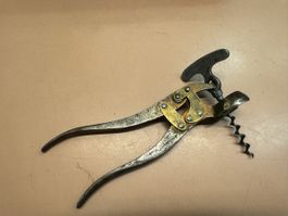 Antiker Korkenzieher und Zange London Metall