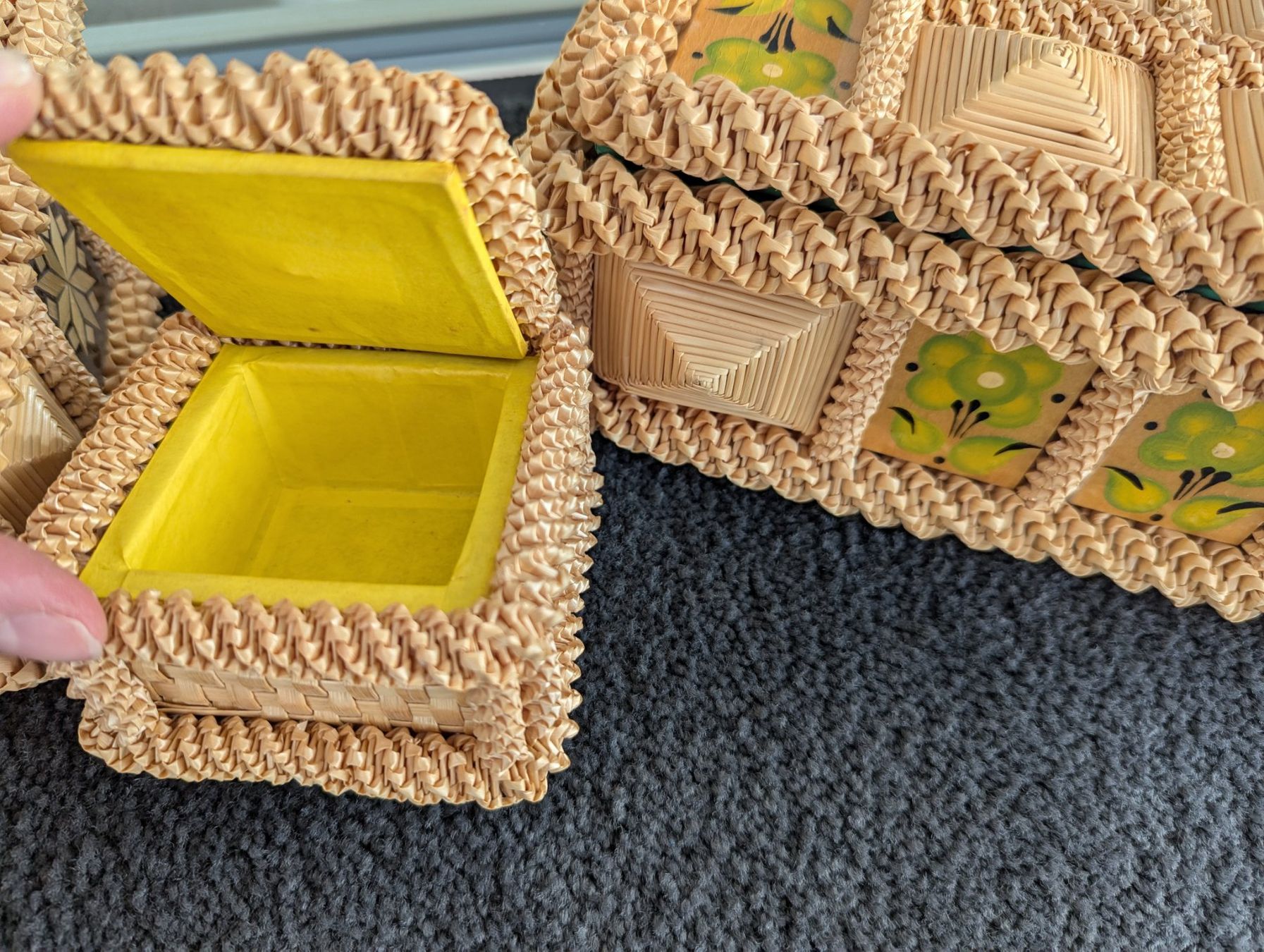 Cassapanche: Vintage russische Schmuck Schatullen – Usato da Ormalingen venduto da marithias23 3