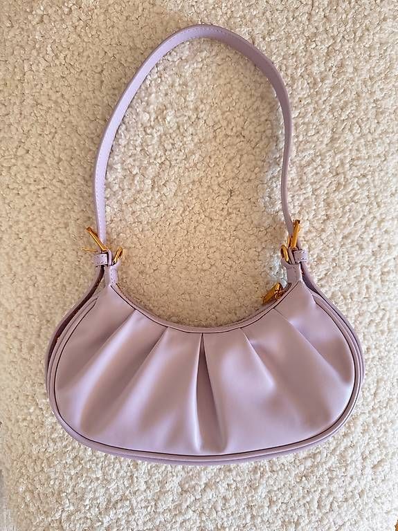 Sacs femmes: Sac Charles & Keith - Neuf – Neuf (Voir description) à Bussigny par Lanoy28 1