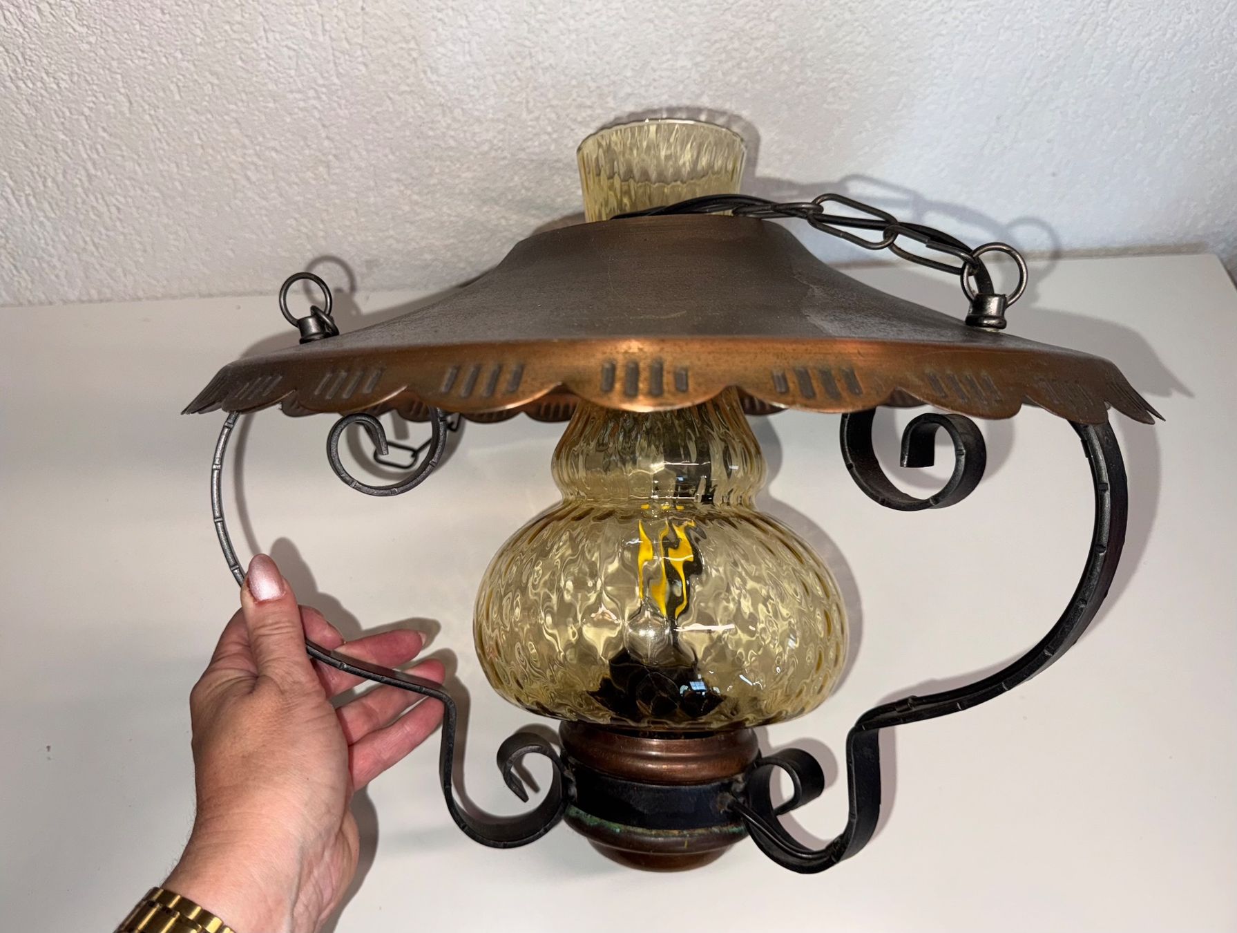 Lampadari & plafoniere: Antike Hängelampe, geschmiedeter Lampenschirm – Usato da Grosswangen venduto da Second_hand_paradise 2
