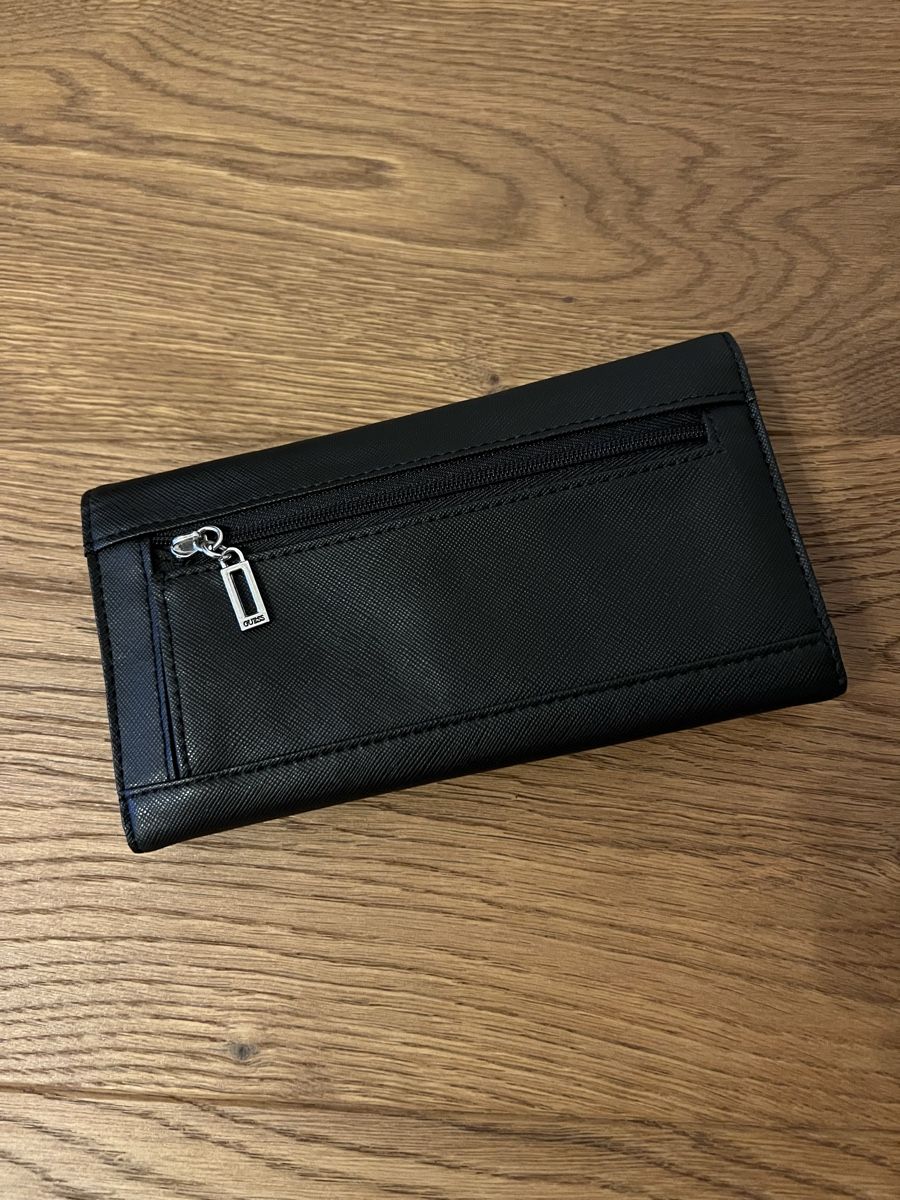Guess Portamonete: Guess Portemonnaie – Usato da Möriken AG venduto da Golf_89 1