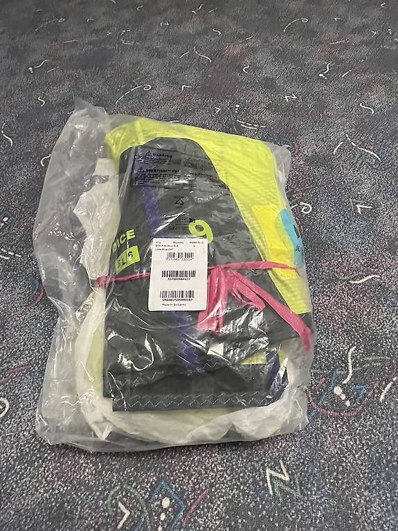 Duotone Aquilone: Duotone Kite Dice 9m2 2025 - Fabrikneu – Usato da Brugg AG venduto da Freeheeler02 1