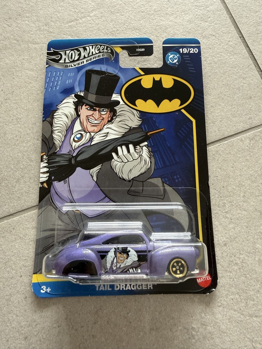 Hot Wheels Modellini d'auto: Hot Wheels - Tail Dragger Batman pingouin – Nuovo e nell'imballaggio originale da Yvorne venduto da AutoCollectionneur
